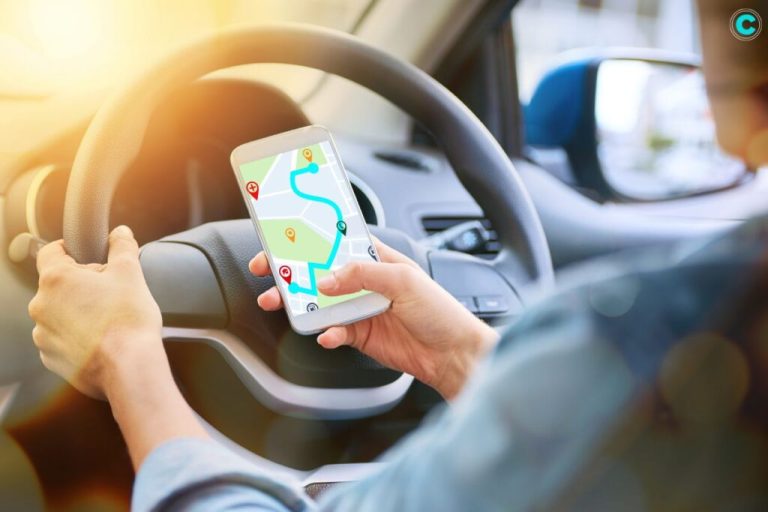 1.1-The-Ultimate-Guide-to-Vehicle-GPS-Trackers_-Enhancing-Security-and-Efficiency-1024x683