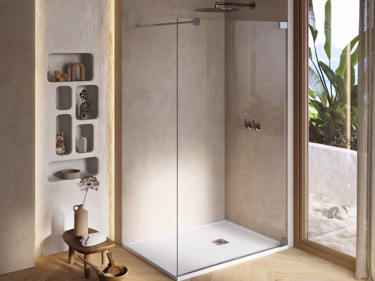 Frameless-walk-in-shower-screen-by-Porcelanosa